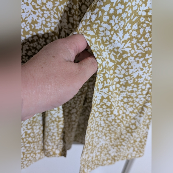 UNIQLO Women's printed front slit camisole dress Size Small - Picture 5 of 7